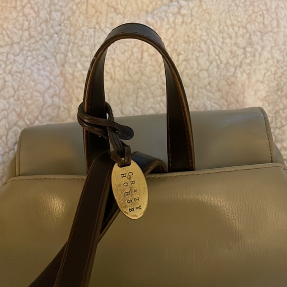 Small leather backpack - Picture 7 of 9